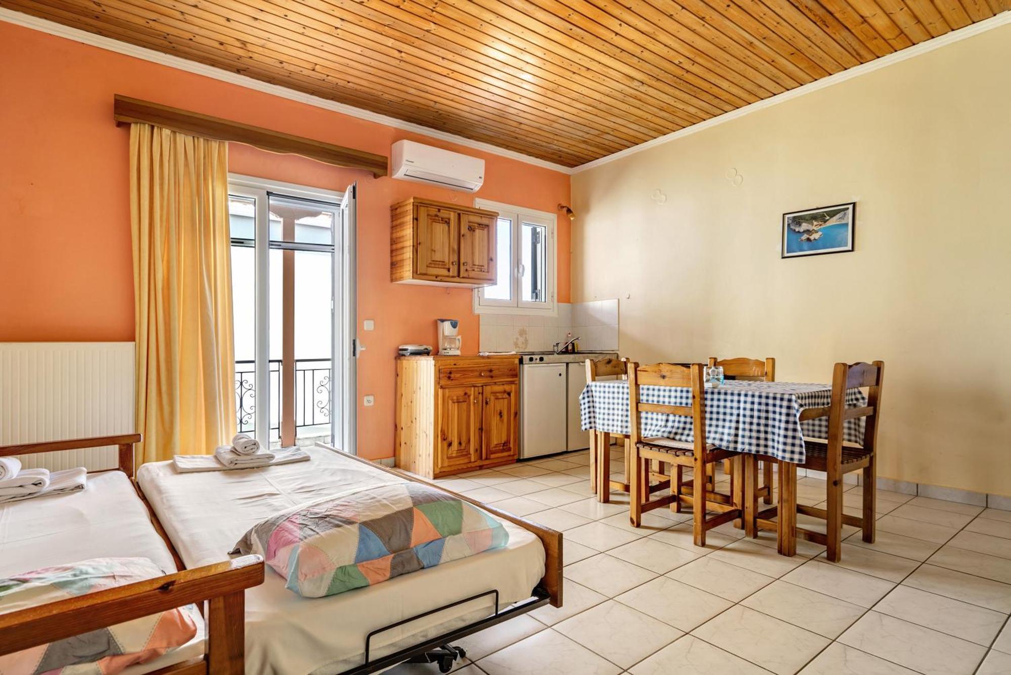 Lefkothea Apartment 2 Frinion Luaran gambar